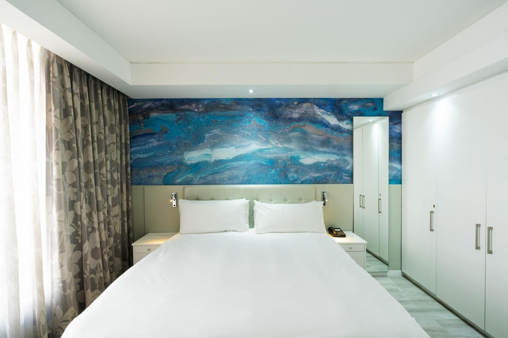 Protea By Marriott North Wharf Hotel 4*