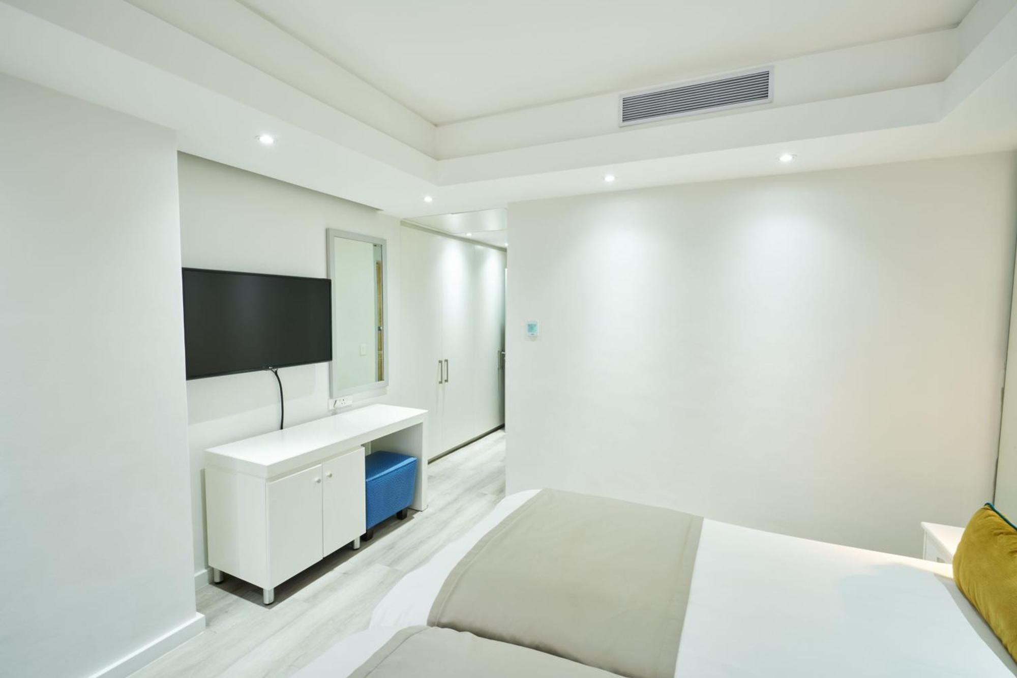 Protea By Marriott North Wharf Hotel 4*