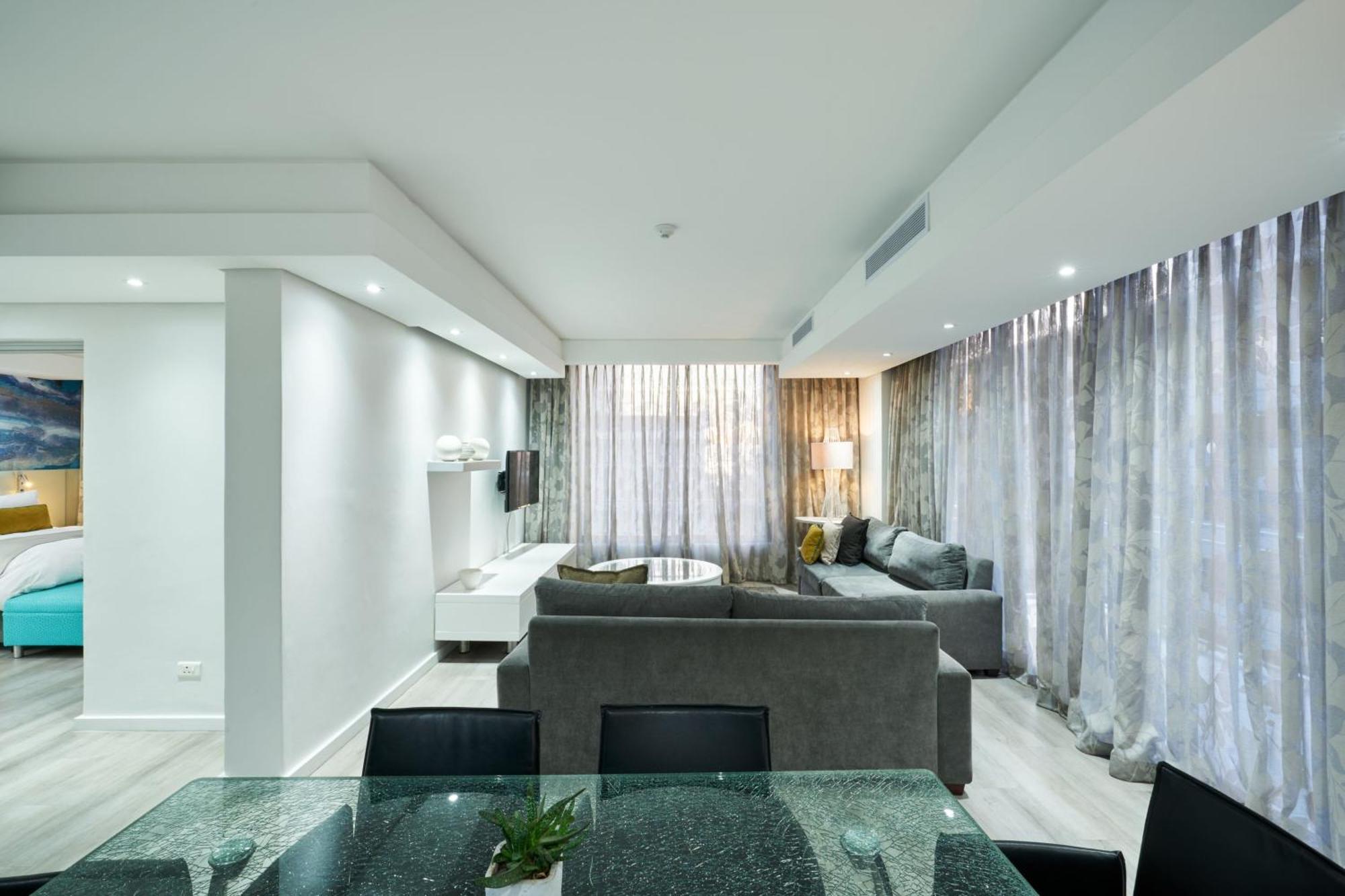 Protea By Marriott North Wharf Hotel 4*