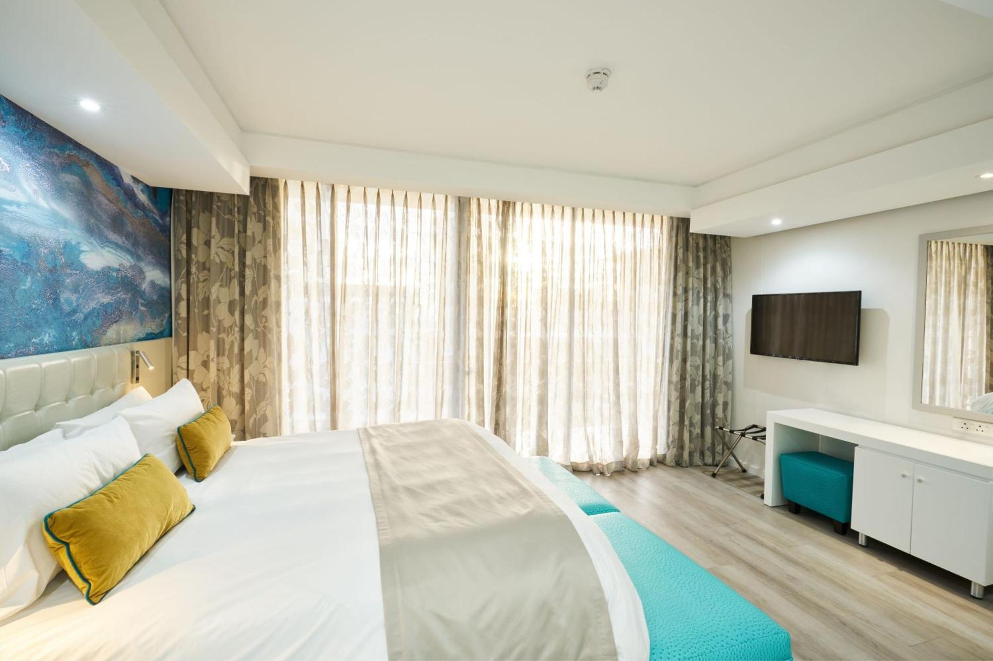 Protea By Marriott North Wharf Cape Town