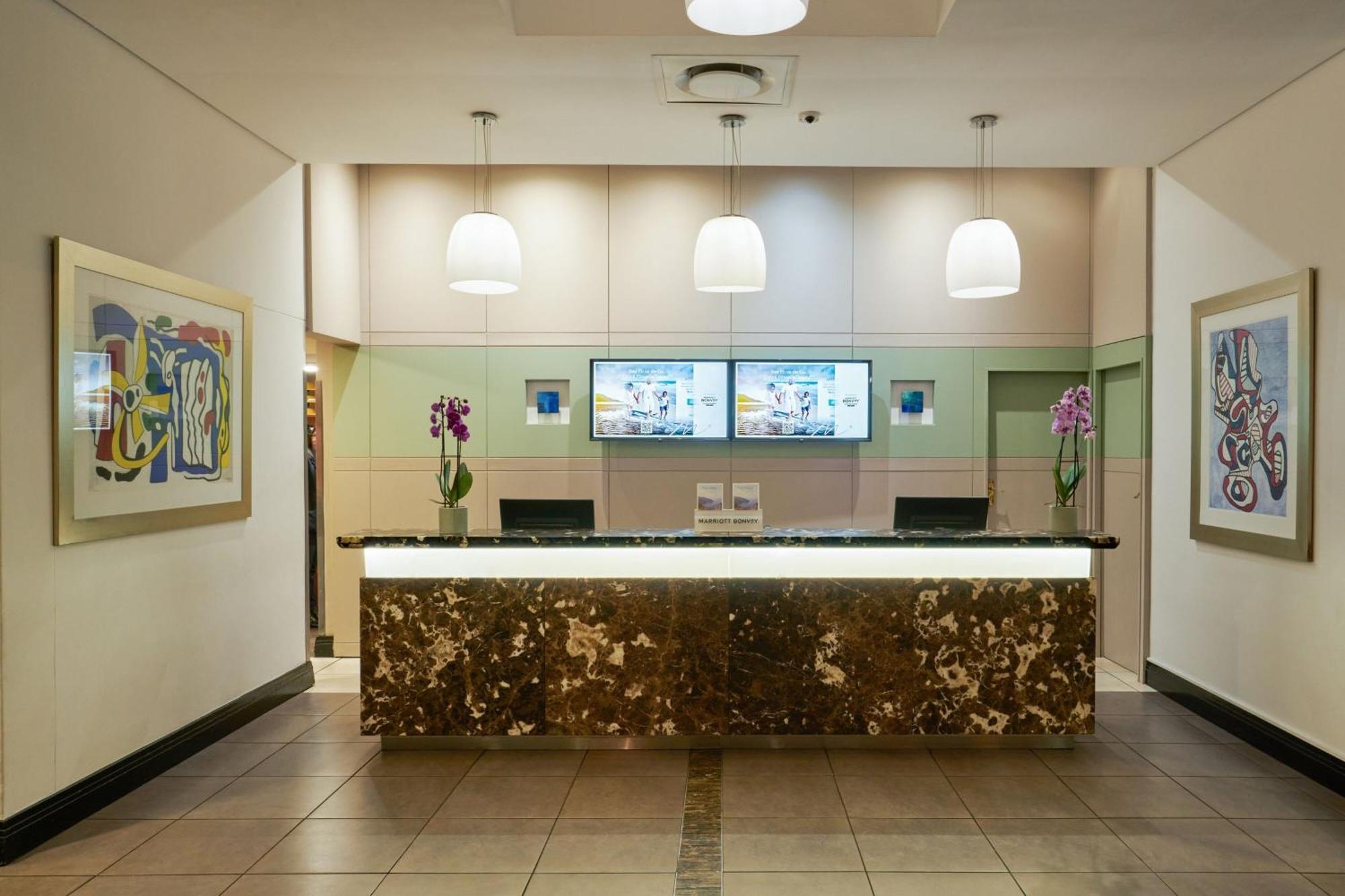 Protea By Marriott North Wharf 4*